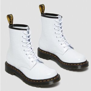 Dr. Martens
 1460 PATENT CROC EMBOSS LEATHER BOOTS